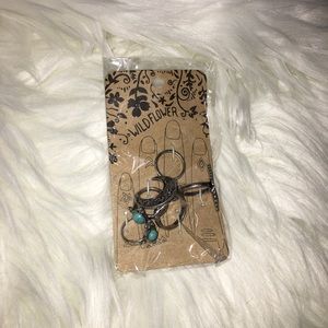 NWT!!! Wildflower Ring Set